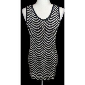 Nicowa Black And White Scalloped Crochet Dress